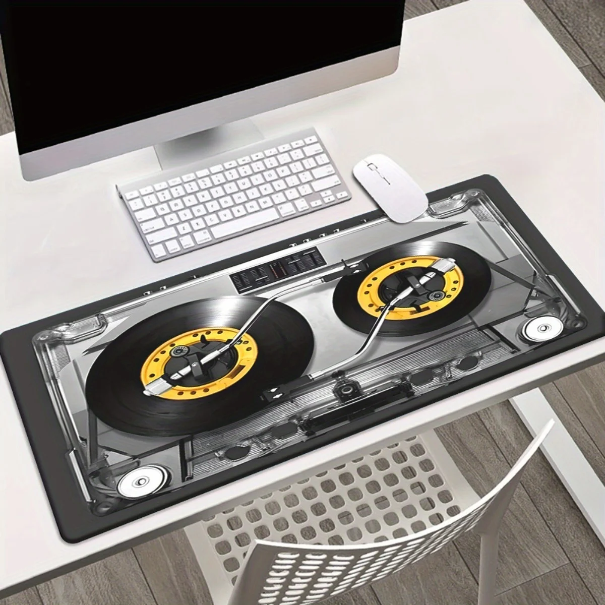 Vintage cassette player pattern high-definition printing XXL mouse pad rubber table pads suitable for gaming keyboards and PCs
