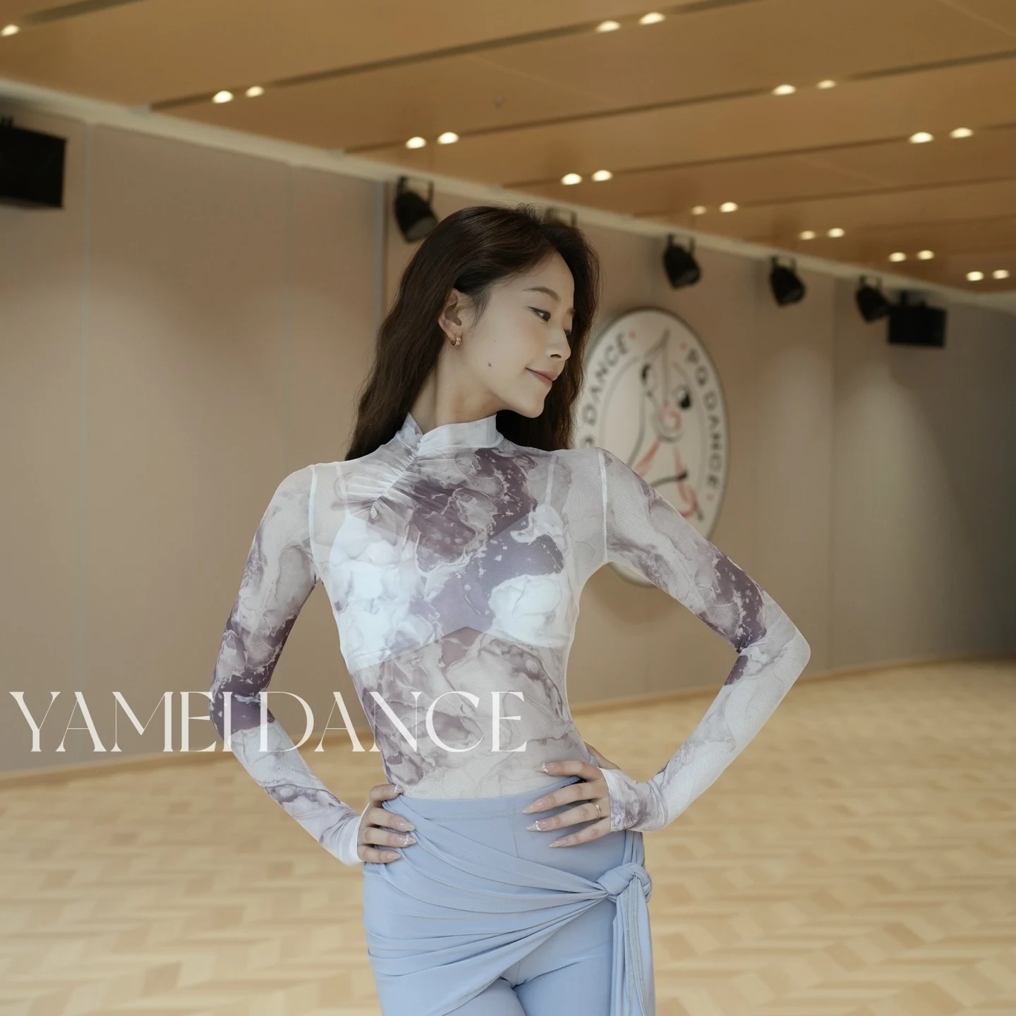 Impression maille Latin haut de danse femmes adultes justaucorps à manches longues vêtements d'entraînement Rumba Chacha danse pratique vêtements DNV25190