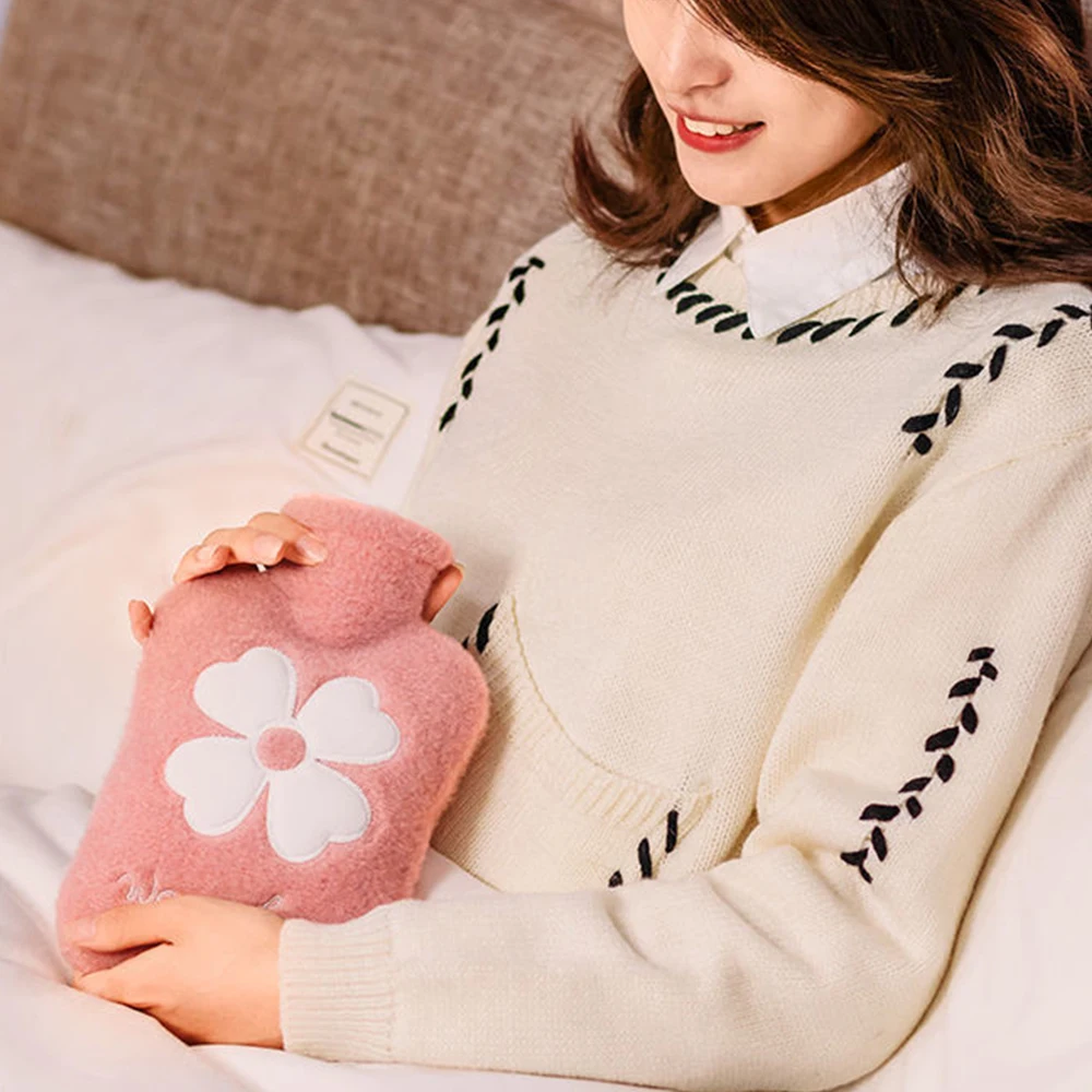 Flannel Hot Water Bottle Hand Warmer Winter Cute Kawaii Water Bottle for Girls Portable Waist Hand Bed Warm Bottles 500/1000ml