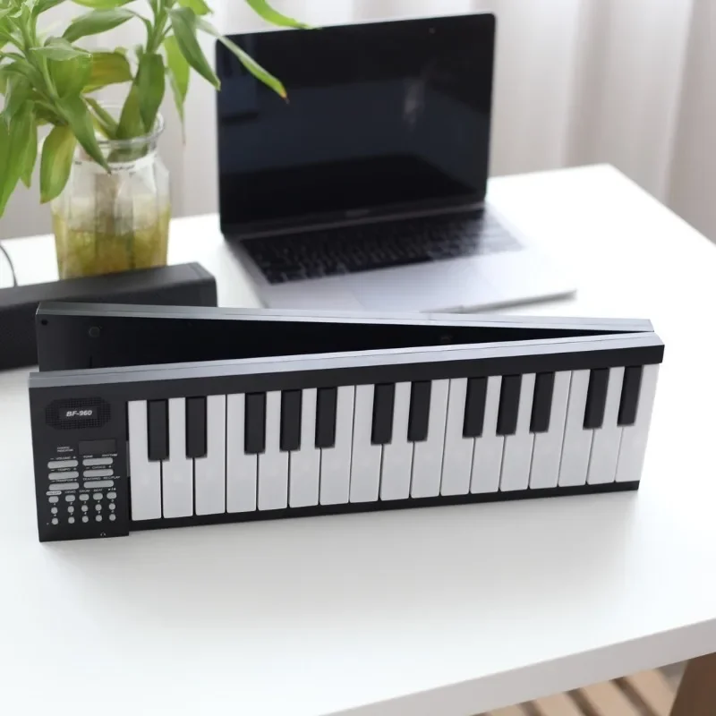 Portable Foldable Electronic Organ 61-key Toy Piano Keyboard Musical Instrument Children\'s Exercise Professional Piano Quality