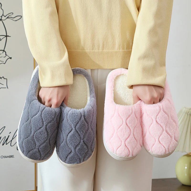 

Новинка 2024 года, зимние тапочки для мужчин и женщин, домашние нескользящие теплые пушистые тапочки для пар, домашние шлепанцы, повседневная хлопковая обувь Pantuflas Hombre