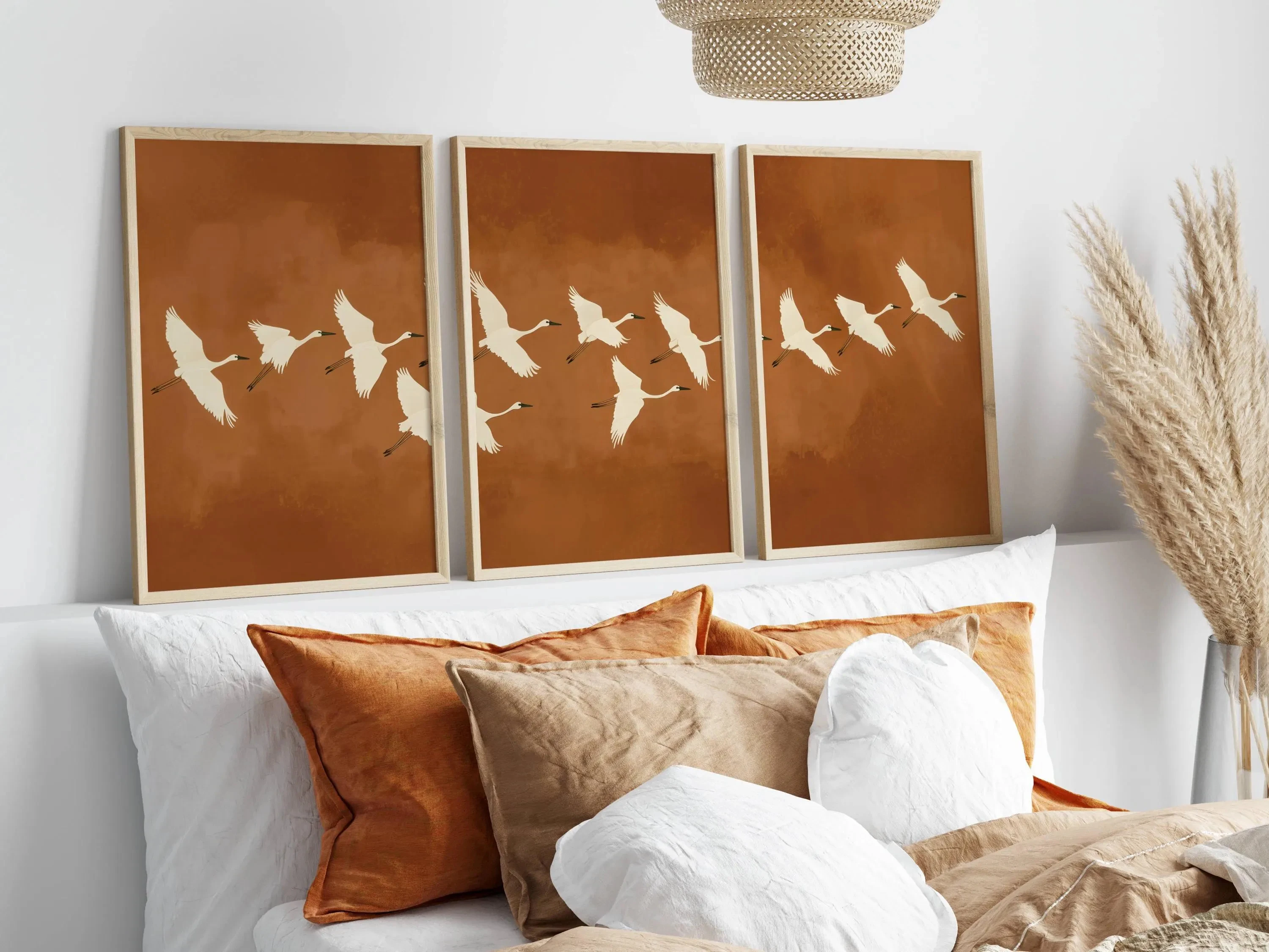 Terrakotta Fliegender Kranich Wandkunst, Minimalistische Boho Japanische Vogel-Leinwanddrucke, Neutrale Abstrakte Wanddekoration für Wohnzimmer und Zuhause