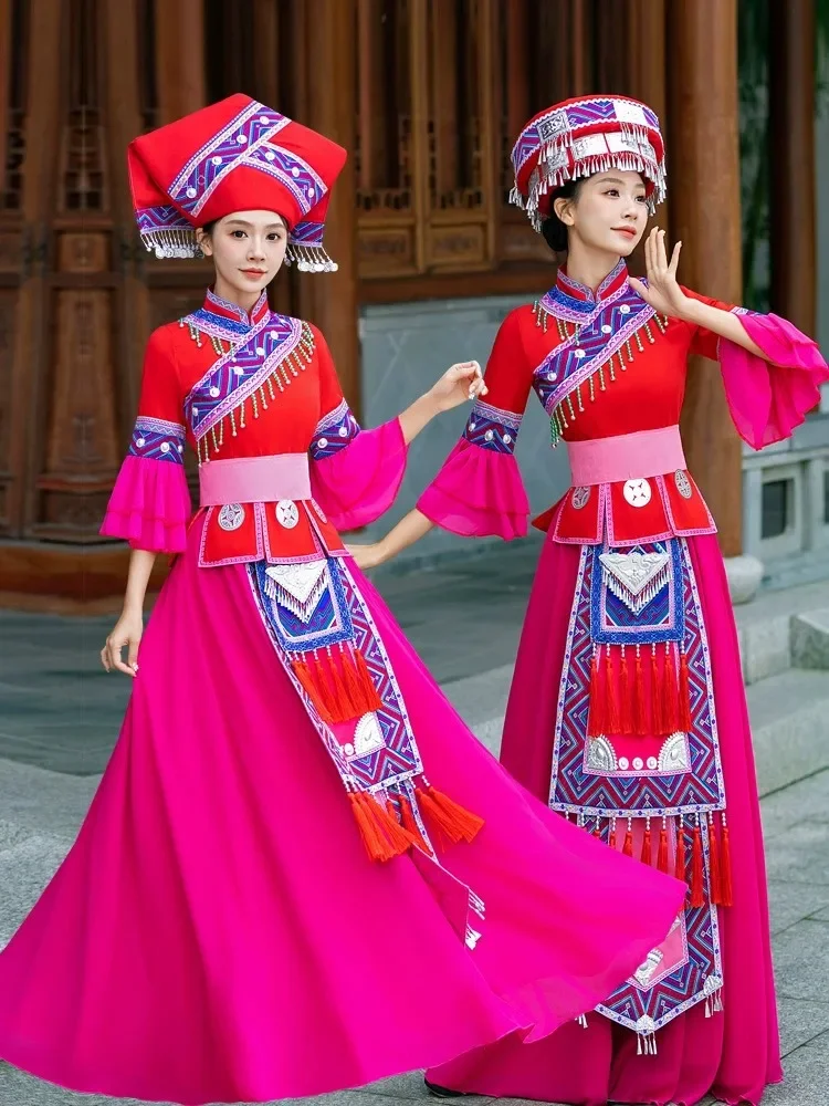 4-piece costume set for Tujia women, ethnic minorities in western Hunan, and Miao dance performances