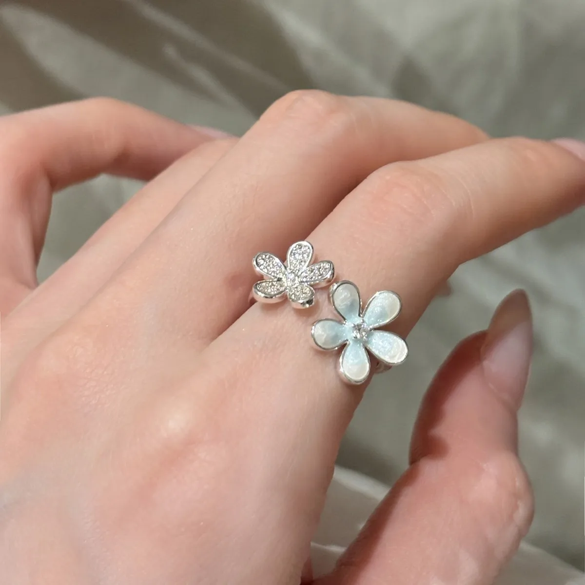 

925 Sterling Silver Open Finger Ring Double Flower Enamel Clear CZ Elegant Stackable For Women Jewelry Gift Dropship Wholesale