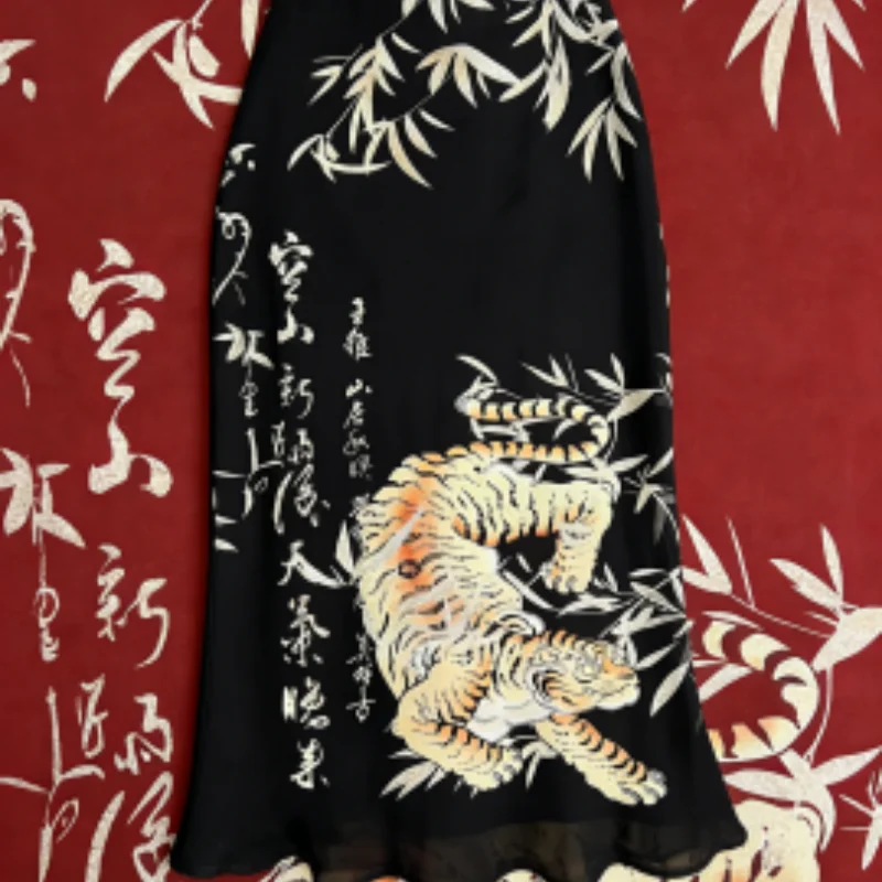 

Юбка миди с высокой талией и принтом «Черный тигр» в стиле ретро для женщин, коллекция 2026 года