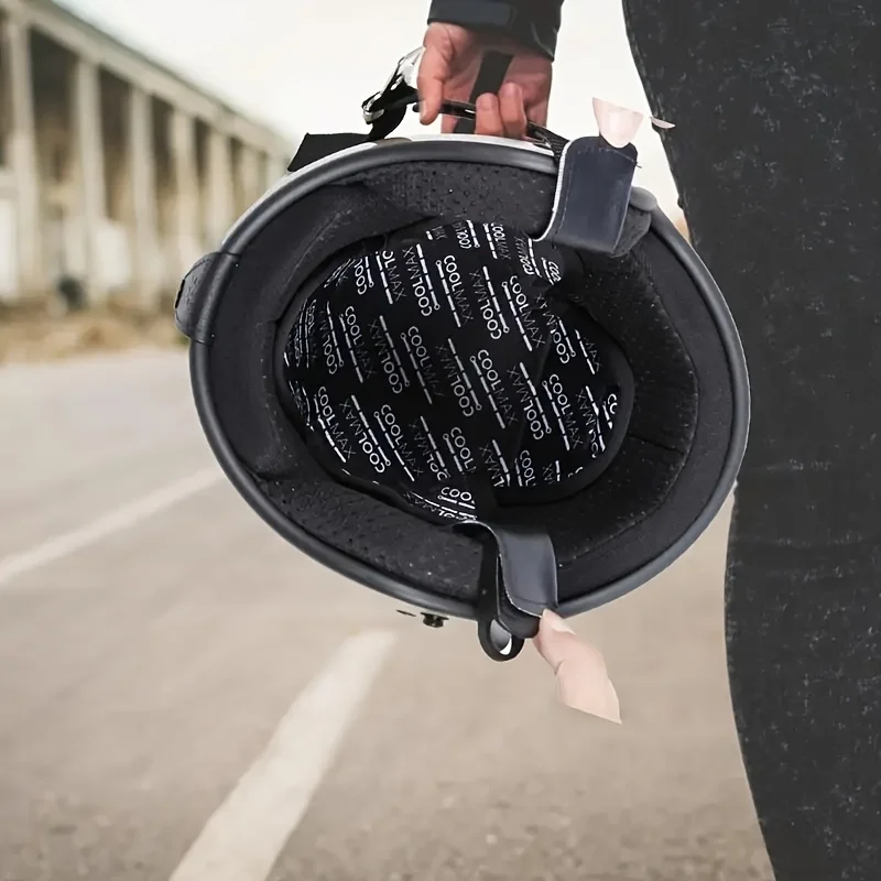 1 pc Motorcycle Helmet Liner - Breathable, Cold-Proof, Heat-Proof, Removable and Washable Pad, Riding Helmet Accessories