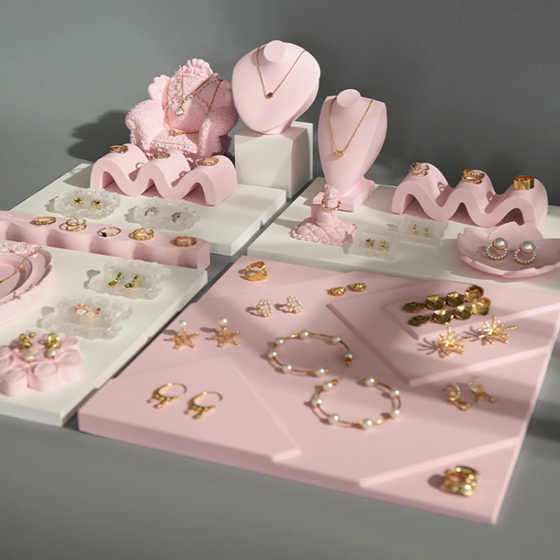 Necklace Holder Ring Display Pink Theme Jewelry Store Window Display Plaster Cajas De Joyería Organizador