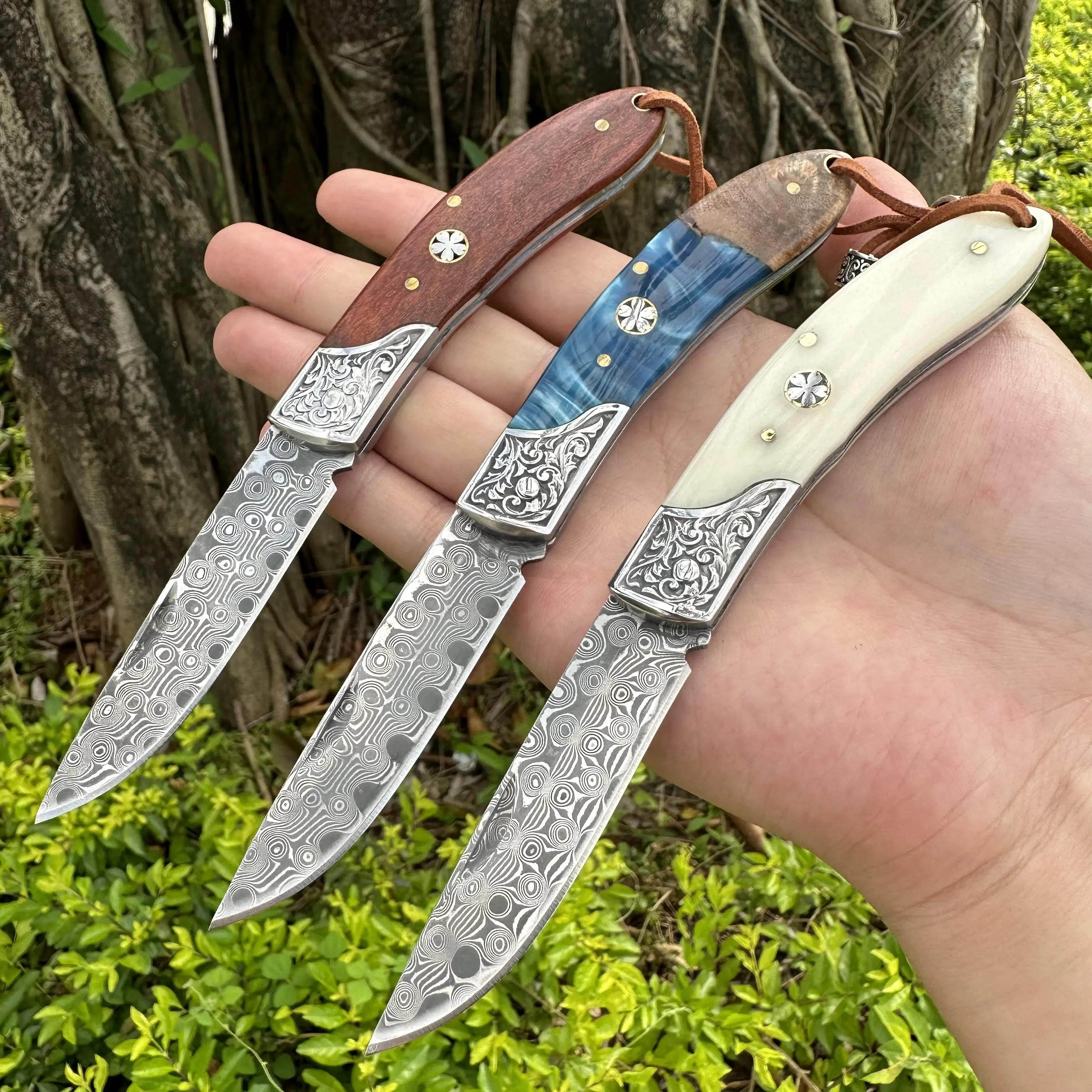 Topwell Handmade Forged Vg10 Blade Damascus Pocket Folding Knife Beef Bone/Resin/Rosewood Handle Collection Portable EDC Outdoor