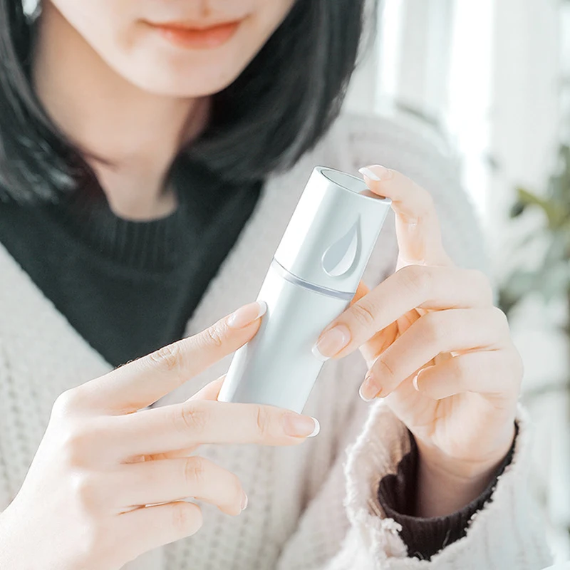 Mini pulverizador de niebla Nano, humidificador de vapor Facial recargable por USB, nebulizador hidratante Facial, herramientas de belleza para el cuidado de la piel