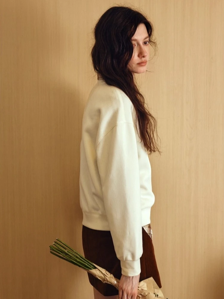 OLrain Women's Sweatshirts 2025 Autumn New Collection Casual O-neck Loose Pullovers Embroidery Long Sleeve Knit Tops O57QR001065