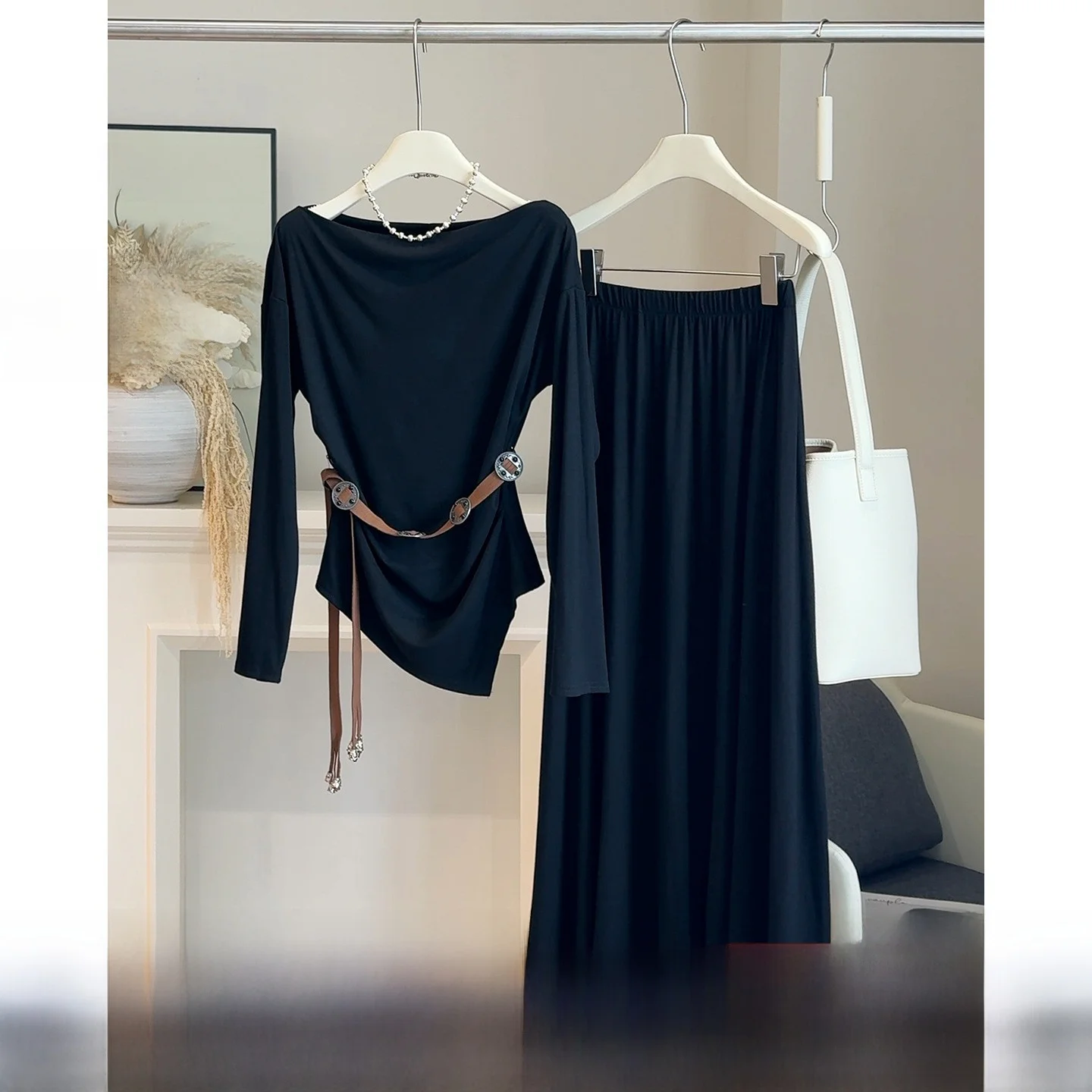 デリニューボタンイレギュラーワンショルダーロングスリーブtシャツベースシャツaラインミニスカートセットレディースカジュアルスポーツウェア