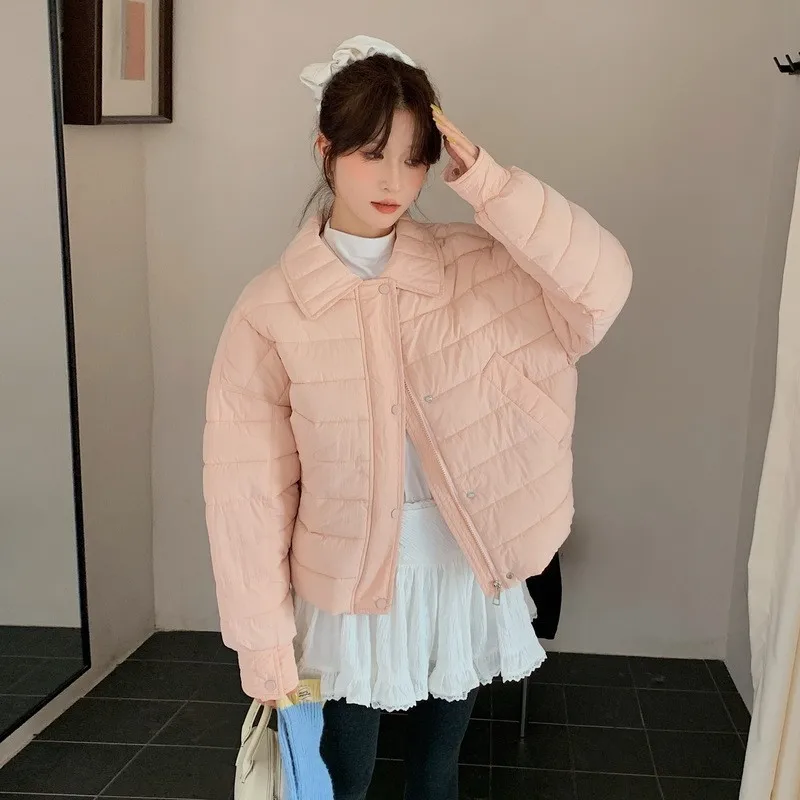معطف قطني جديد لخريف وشتاء 2025 سترة مبطنة بالقطن سميكة ، سترة منتفخة للنساء
