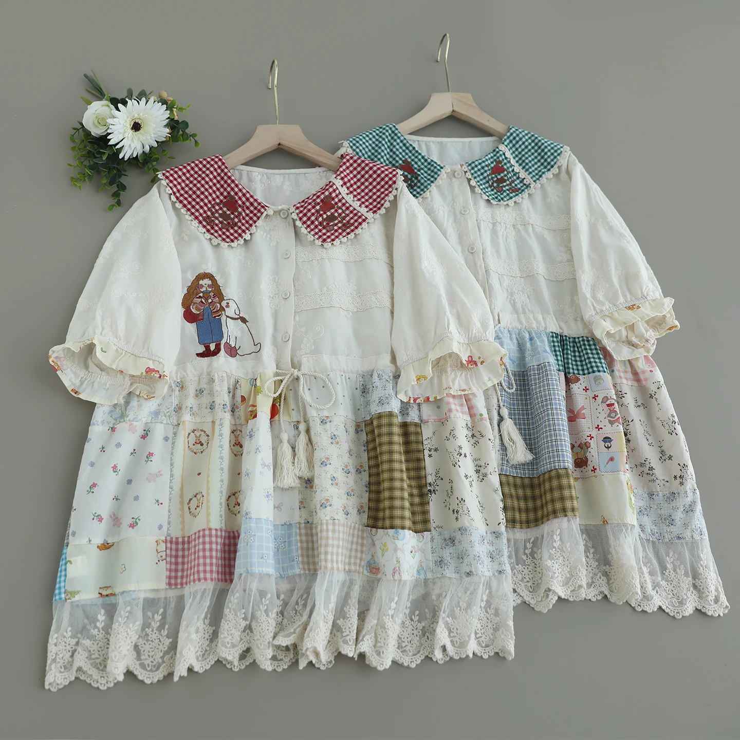 

Japanese Sweet Mori Girl Floral Print Lace Embroidery Patchwork Shirts Women Summer Cute Peter Pan Collar Short Sleeve Blouse