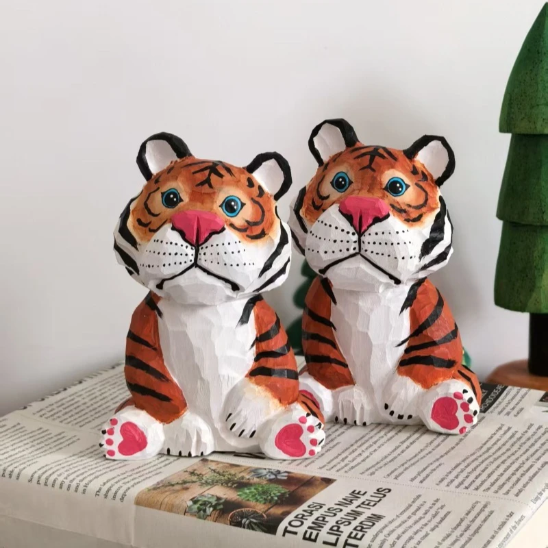 1PC Tiger Wood Carving Charmingly Expressive Animal Sculpture Wooden Handcraft Ornaments Desk and Car Interior Decor Unique Gift