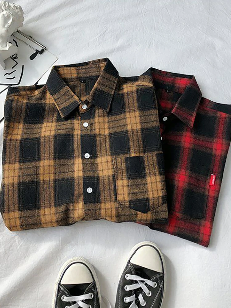 Women Plaid Shirts Vintage Oversize Blouse Female Loose Casual Long Sleeve Button Up Tops Checkered Shirt Femme Blusas