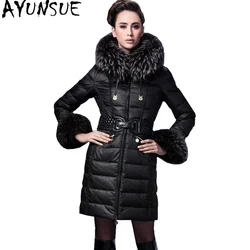 Ayunsue 2020 Luxe Winter Donsjack Vrouwen Warme Dikke Witte Duck Down Jassen Real Raccoon Bontkraag Lange Slanke Jassen 1507201