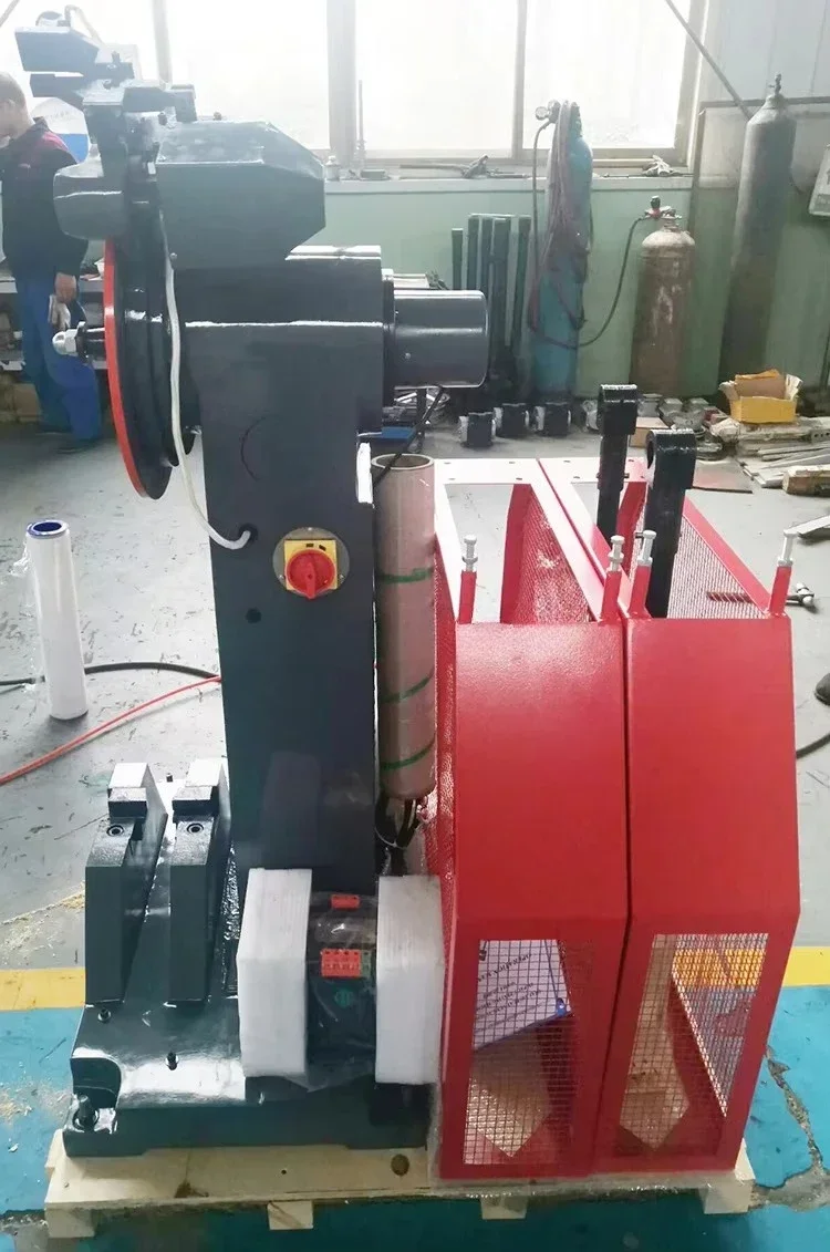 300B Computer Control Display Charpy Metal Sample Pendulum Impact Testing Machine