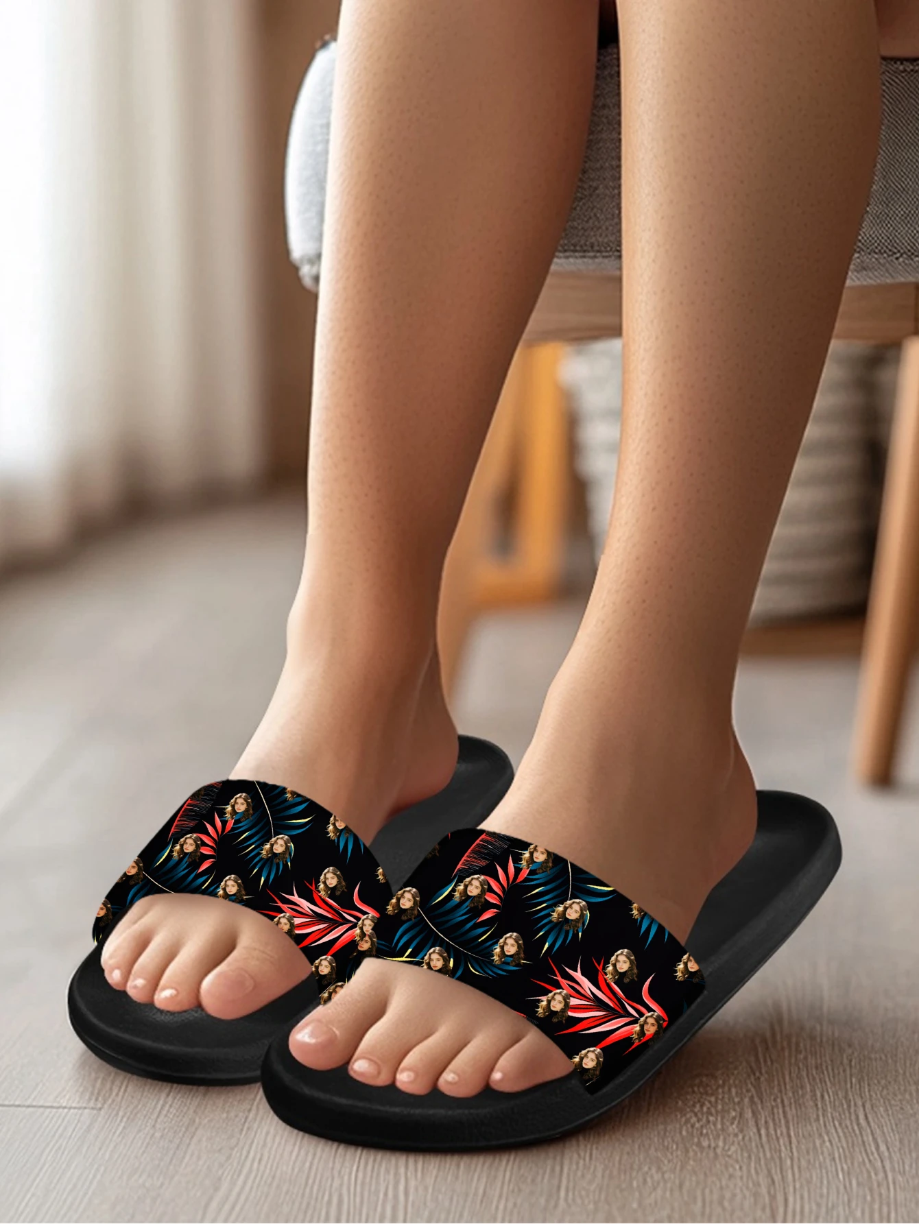 Customized women's slippers Customized text slippers Personalized fun text pictures Customized gifts for family and friends