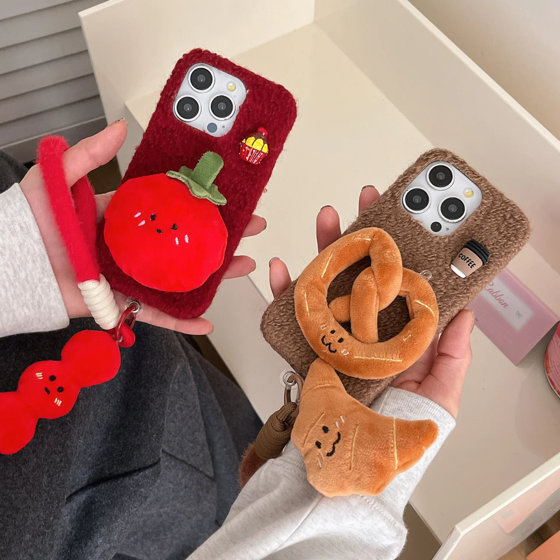 3D Cartoon Cute Plush Tomato Bagel Phone Case for iphone 16 Promax  15 14 13 Soft Protective Cover Gift