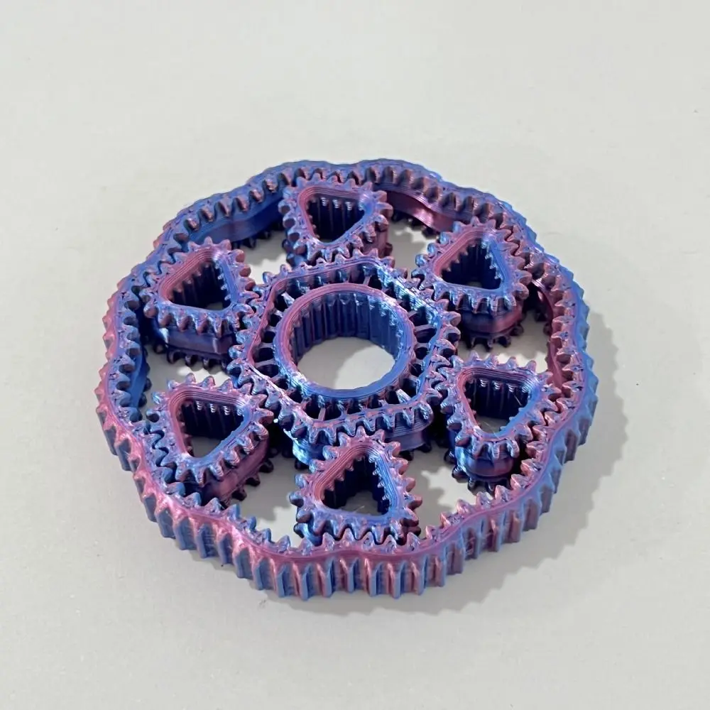 クリエイティブな3Dプリント製フィジェットギアスピンおもちゃ、ジャイロスコープ、プラスチック製ハンドスピナー、感覚的な回転ギア、指先おもちゃ、オフィス用