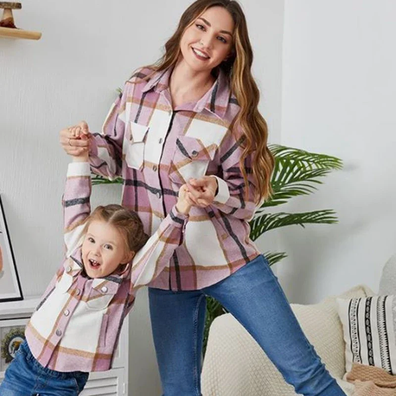 2023 Autumn Mom Daughter Matching Outfits Fleece Shirt Coat Plaid Warm Mommy and Me Clothes Pocket Outerwear Family Look Jacket