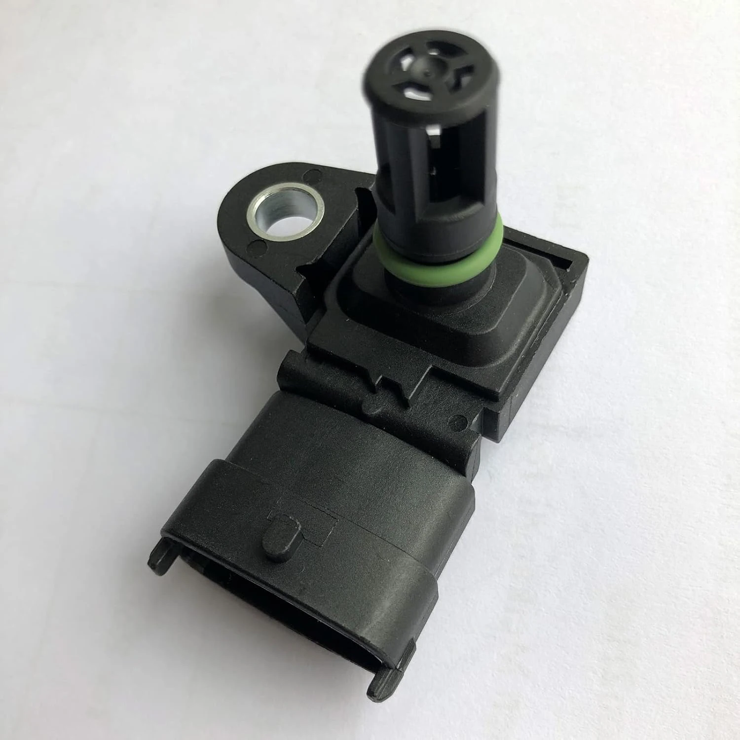 

For Volvo truck D11 D13 Blank New 21097978 22329559 904-7704 22422785 A2C96053500 Intake Air Temperature Boost Pressure Sensor