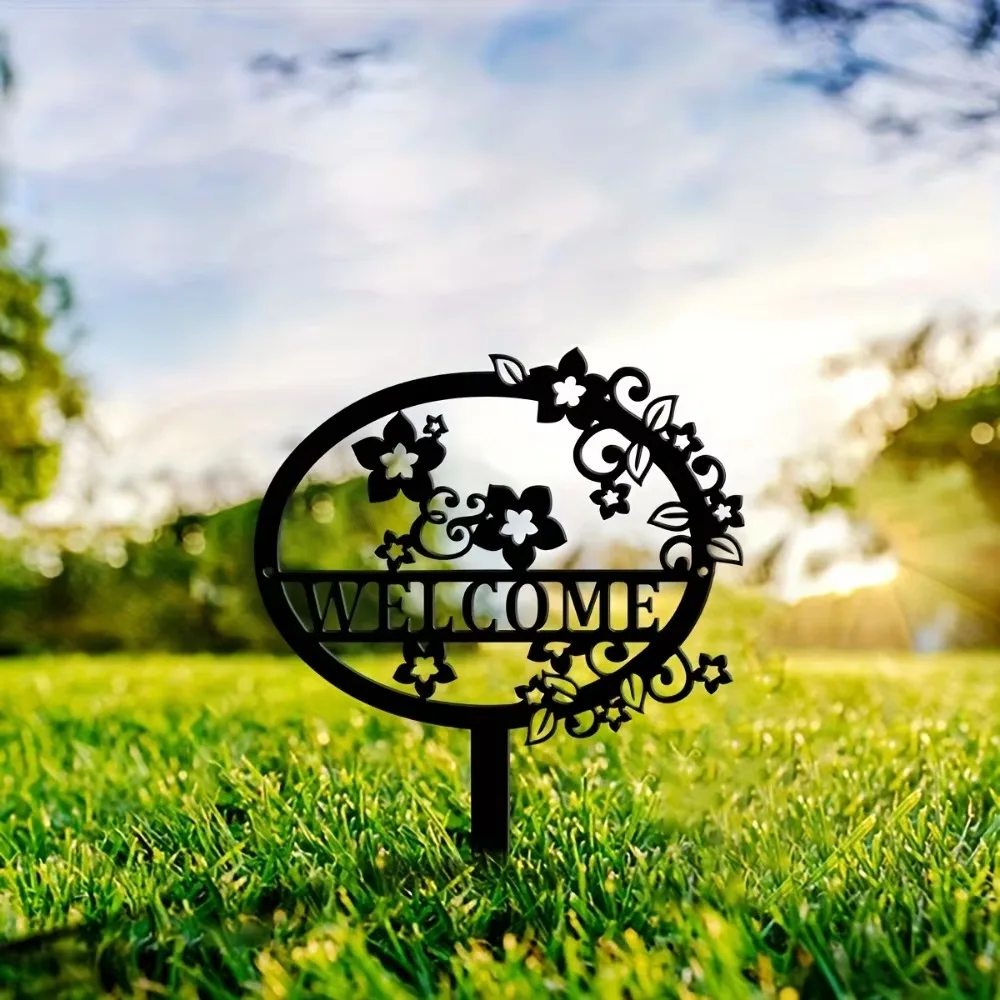 Homely Rustic Metal Welcome Garden Stake Boasting Classic Floral Design Sturdy for Thanksgiving Lawn Adornment with Plant Theme