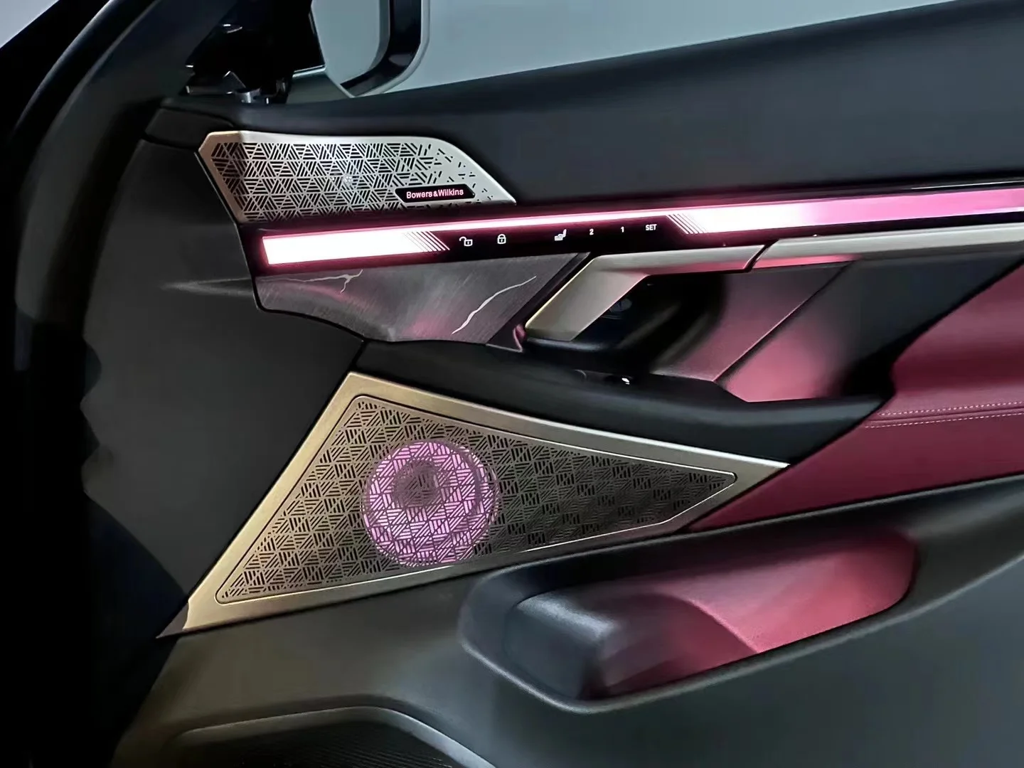 Tweeter Luminoso Illuminazione Notturna Trim Subwoofer Audio Altoparlante Corno Copertura LED per G05 G06 G07 X5 X6 X7