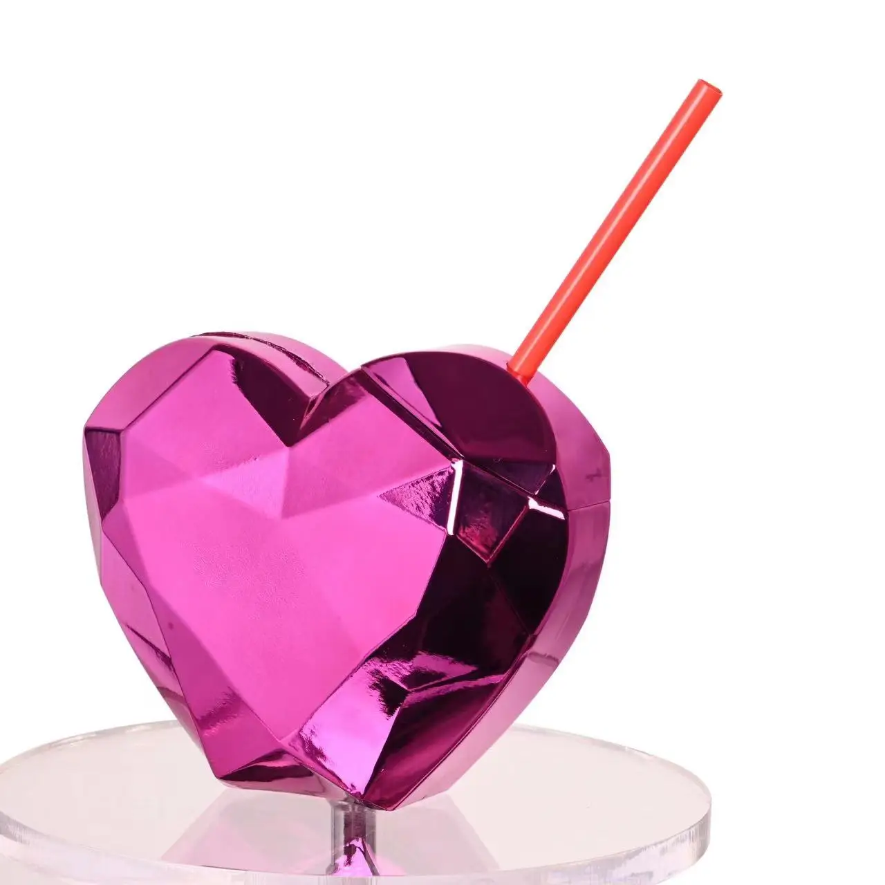 2024 New 20OZ Heart Shaped Plastic Water Bottle Happy Disco Carnival Straw Cup Cute Wedding Party Bar Gifts Ice Drinks Bottles