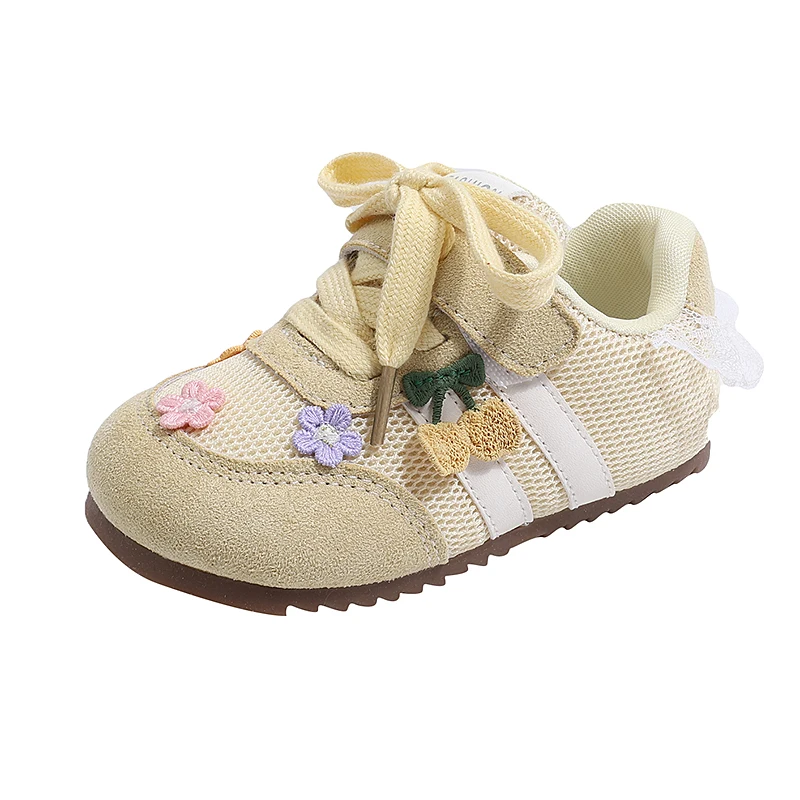 

Модные кроссовки для девочек: универсальные и стильные, с цветочной вышивкой, детские повседневные спортивные туфли с мягкой нескользящей подошвой