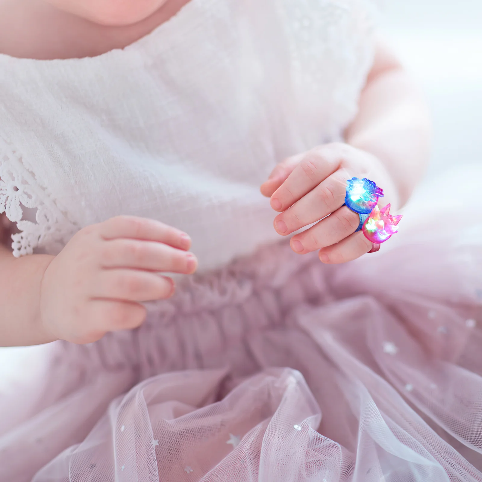 24 anillos de gelatina con LED parpadeantes para adultos y niños, dedo de fiesta brillante