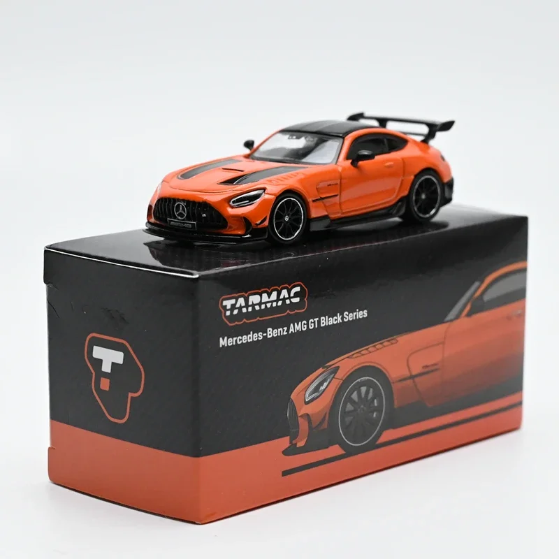 Diecast Car Model 1/64 Scale Mercedes Benz AMG GT Black Series Sports Car Model Alloy Benz AMG GT Vehicle Collection Ornaments