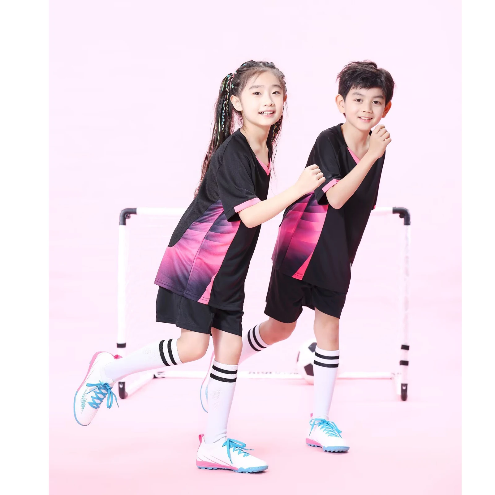 

Football uniform customization Football training jersey Green clothes Adults and Kids Soccer Clothes jersey Sets Short Sleeve