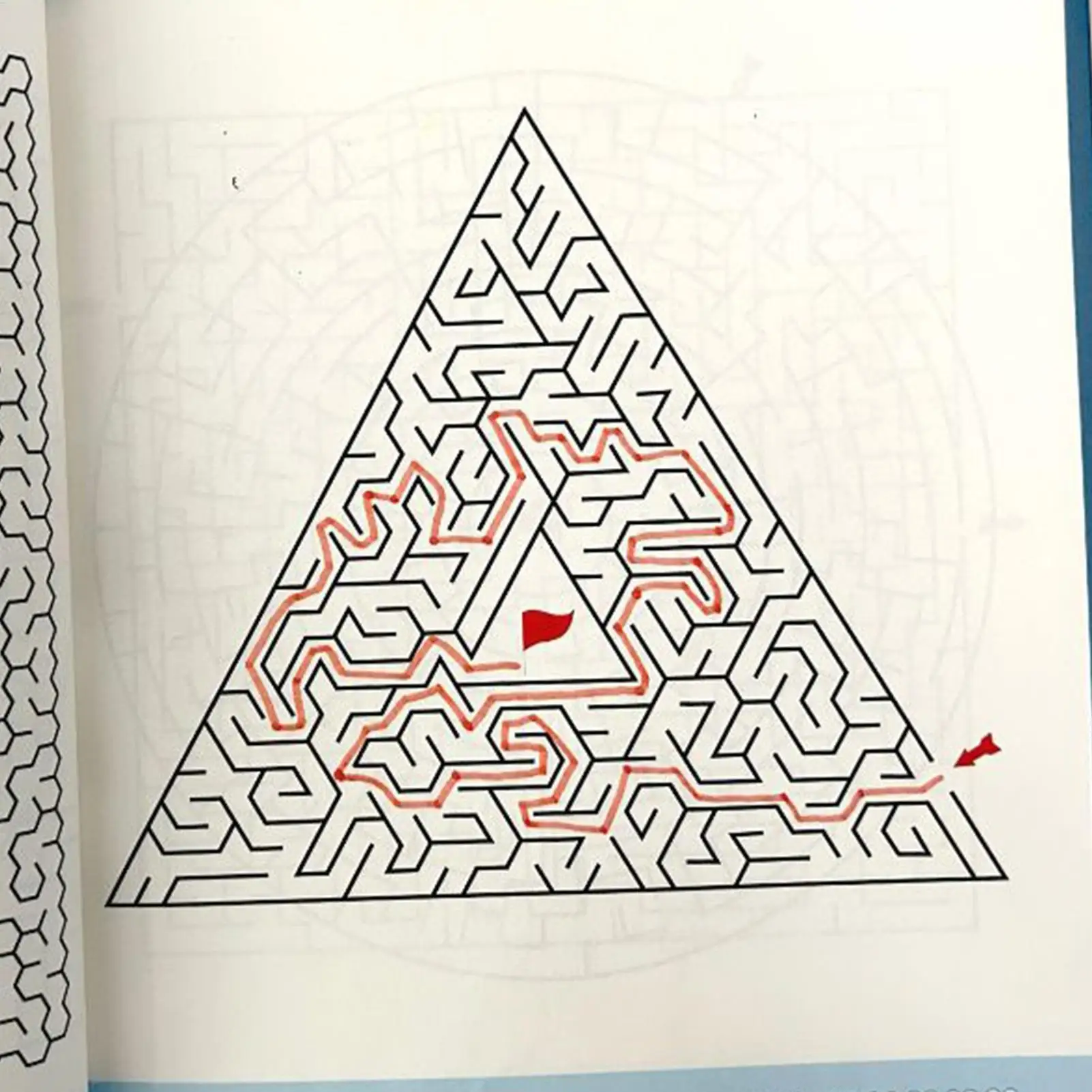 

Детский лабиринт, книга-головоломка, прогрессивная игрушка, 4 предмета, образовательная сенсорная обучающая деятельность для студентов, дошкольников, подростков, девочек