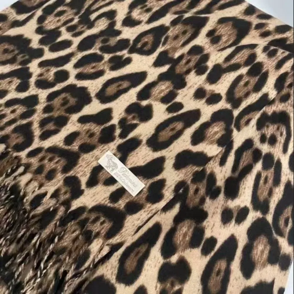 190*70CM Design Leopard Scarf Winter Warm Pashmina Shawl Luxury Cashmere Wraps Fashion Women Long Blankets Scarves Fringes