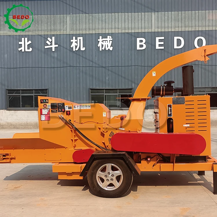 32 PS, 55 PS, 80 PS, 102 PS, Holzhacker auf Schiene, Raupenbaum, Bürstenhacker, Gartenbaumschredder