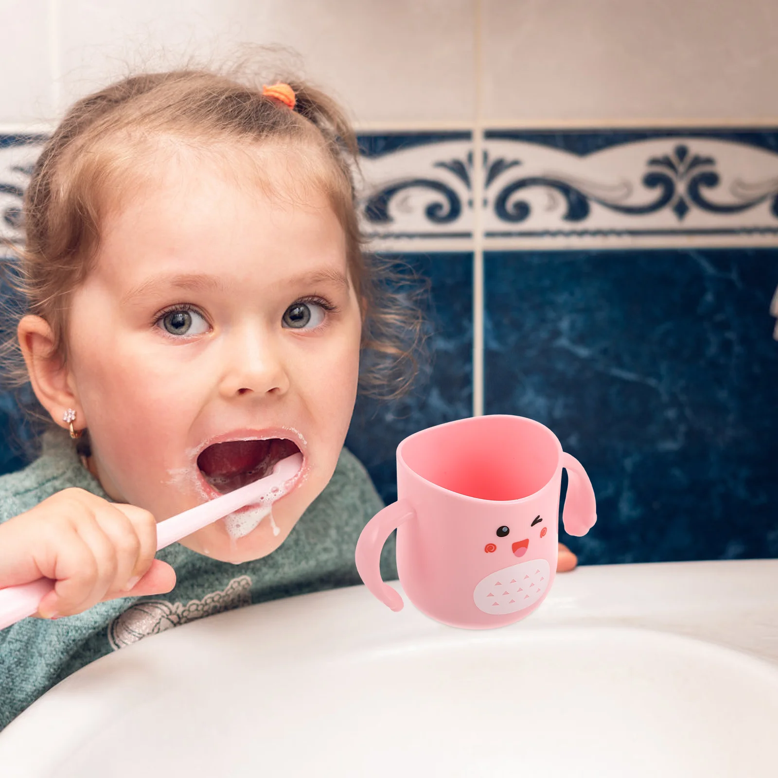 

Toothbrush Cup Double Handles Cute Cartoon Toothbrush Mug Bathroom Tumbler Unbreakable Plastic Rinse Cup for Travel