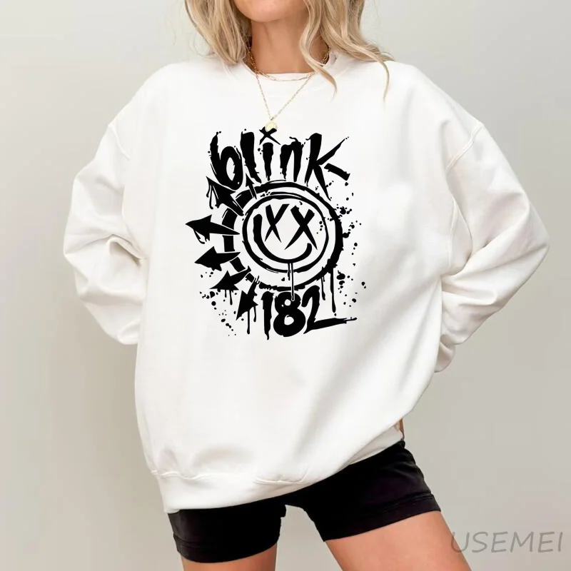 Vintage Blink 182 Round Neck Sweatshirt Smile Face Sweatshirts Trendy Rock Pop Music Band Hoodie Pullover Unisex Women Clothing