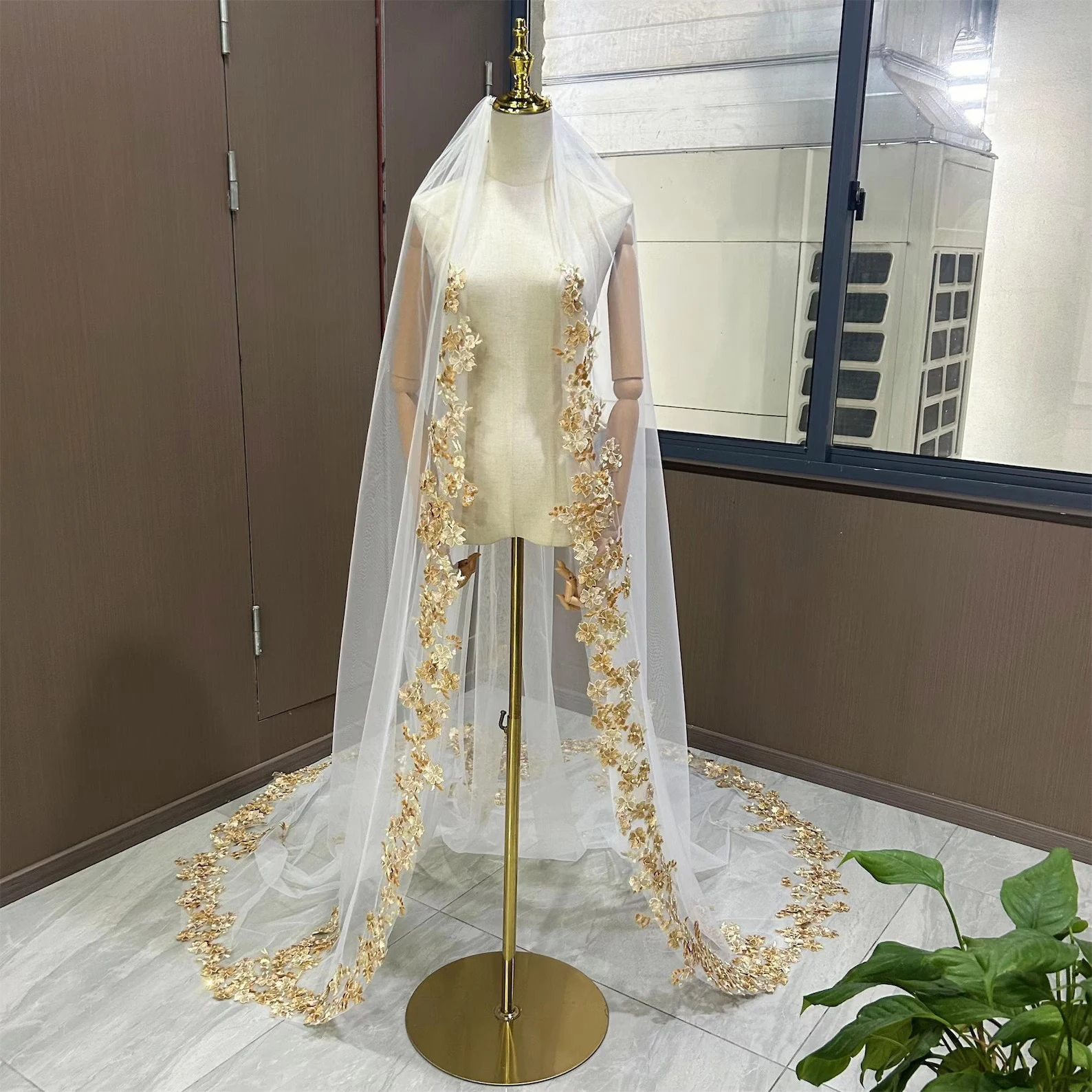 Vintage Appliques Beaded Bridal Veils For Women 3m Floor Length Voile Marriage Wedding Veil Tulle Bride Accessories Custom Made
