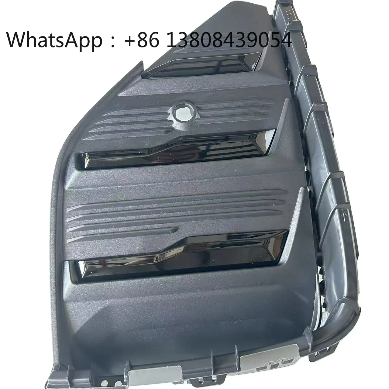 

Накладка на передний левый противотуманный фонарь 6010180100/8892693910 для Geely Coolray/XinyueS