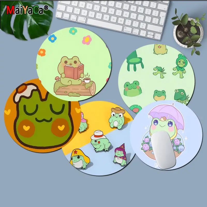 Cute Frog Mousepad Round Custom Skin Office Computer Desk Mat Table Keyboard Big Mouse Laptop Non-slip Office Desk Accessories