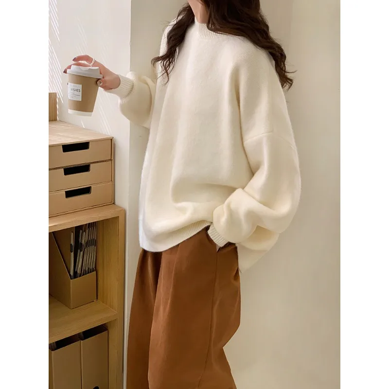 

Women's Loose and Thick Lazy Style Sweater, White Inner Wear, Pullover, Round Neck, Soft and Waxy Outer Wear Knitted Top