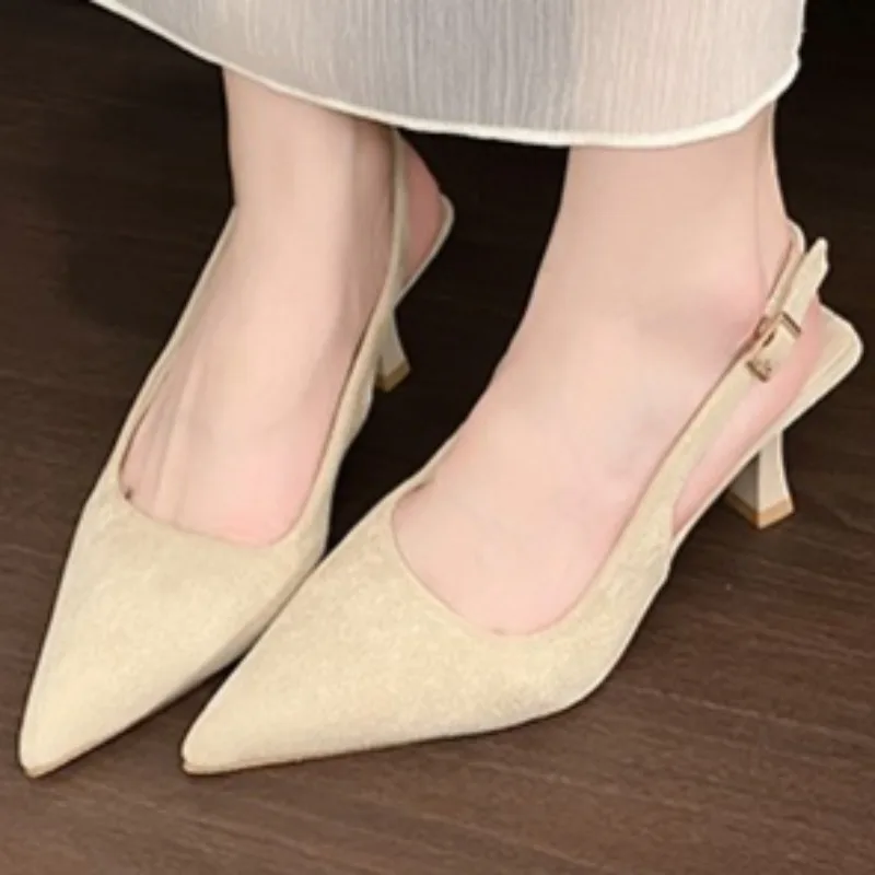 

Женские весенние новые босоножки на шпильке с одним ремешком 2023, женские темпераментные французские замшевые туфли на высоком каблуке на шпильке, повседневные размеры для отдыха, большие размеры