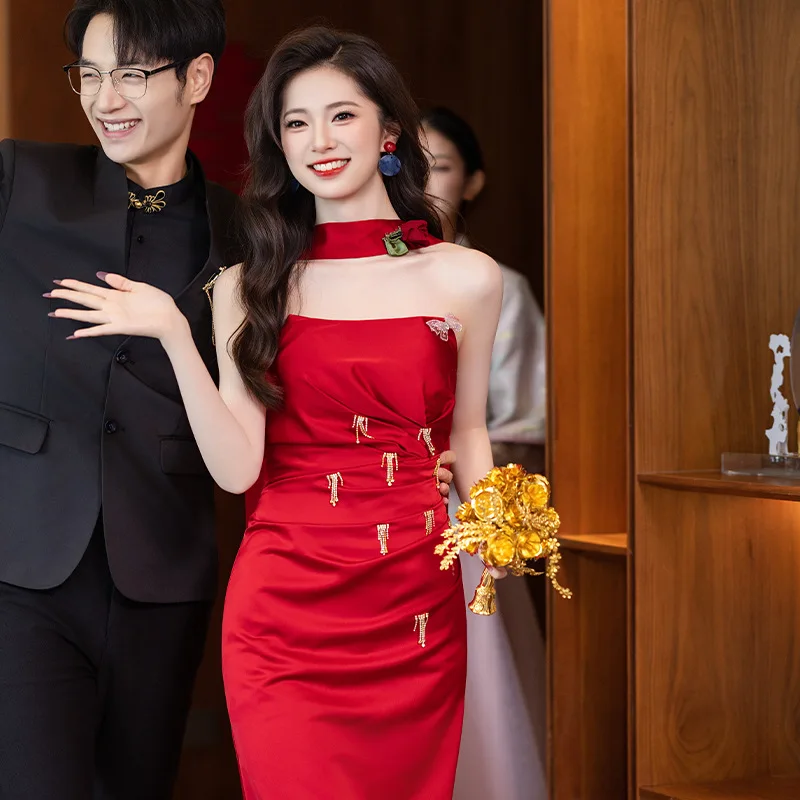 

Red Off Shoulder Exquisite Engagement Dress 2025 New Bridal Morning Robe Dress Toast Dress