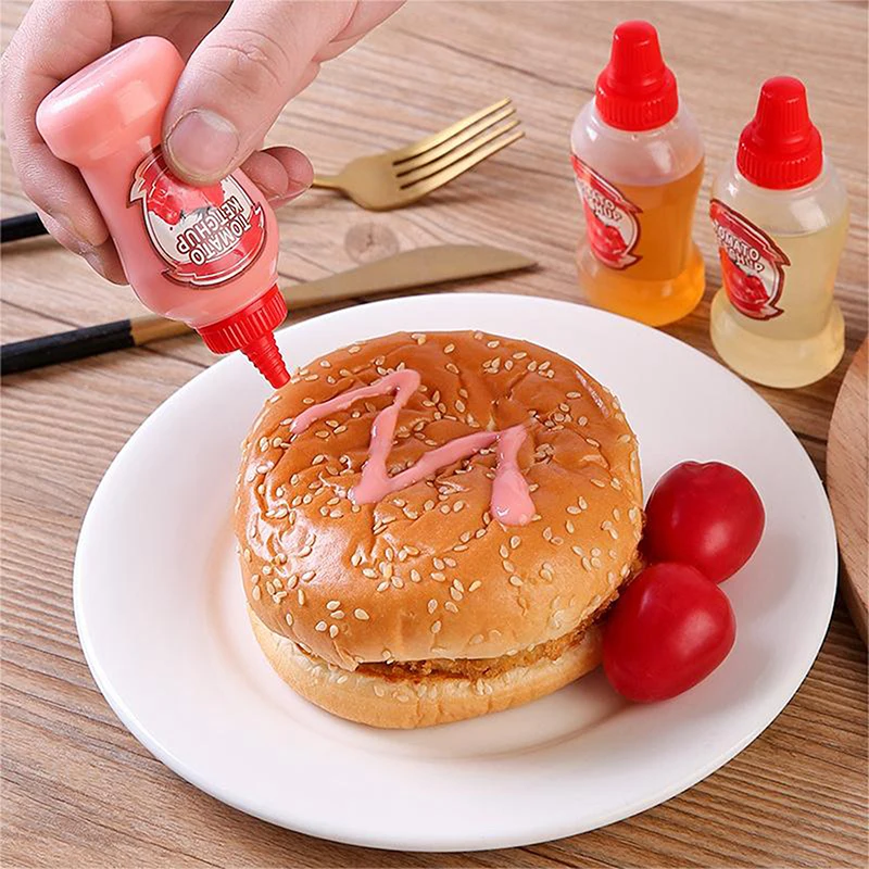 1Pc Kitchen 40ML Small Sauce Bottle Container Tomato Gravy Boat Salad Dressing Oil Spray Bottle Ketchup Honey Mustard