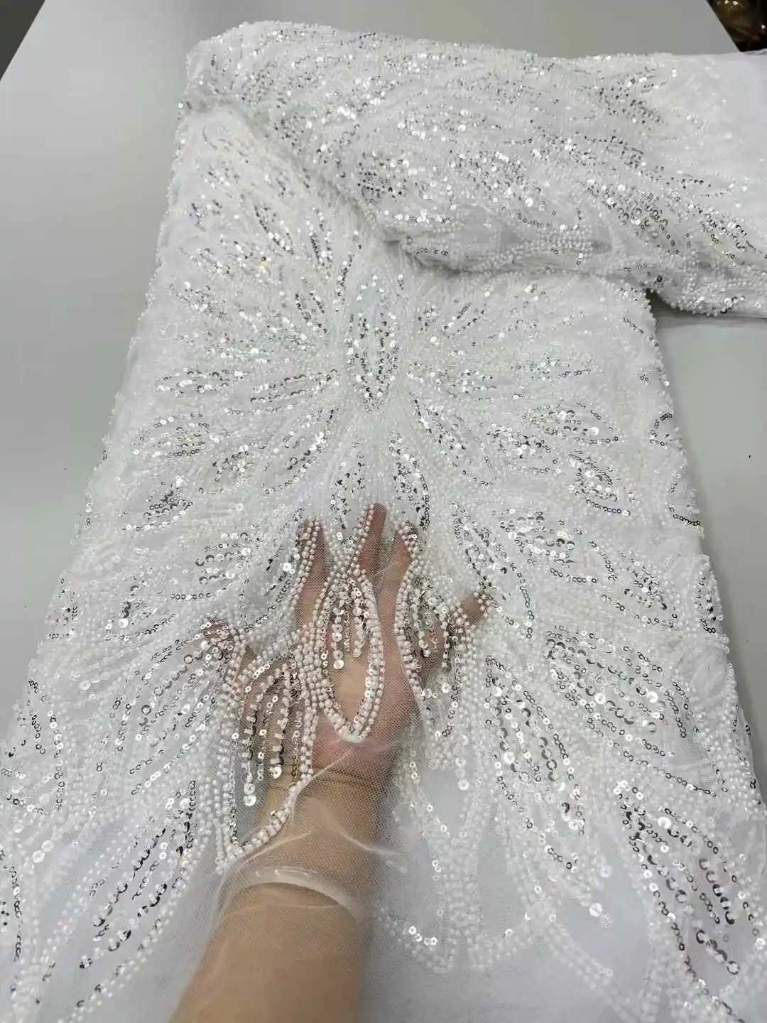 

Nigerian Lace Fabrics 2025 Fashion High Quality Lace fabric Embroidery Luxury Heavy Beads and Sequins Wedding Party Dress