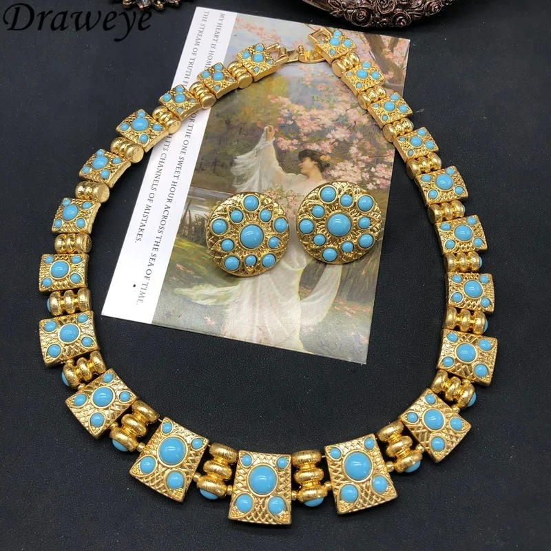 

Draweye Turquoise Earrings for Women Hyperbole Geometric Palace Style Aretes De Mujer Luxury Fashion Vintage Jewelry
