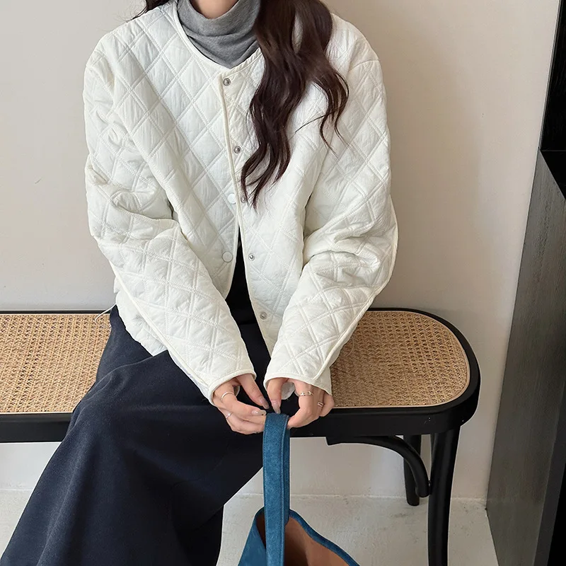 

Autumn and Winter Small Fragrant Women's Lightweight Cotton Jacket Short Round Neck Diamond Grid Warm Coat