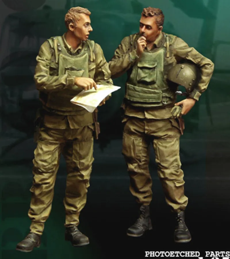 1/35 Scale WWII Us Pilot 2 Persons Resin Figure Model Kit Historical Military Theme Miniature Unassembled and Unpainted Diorama