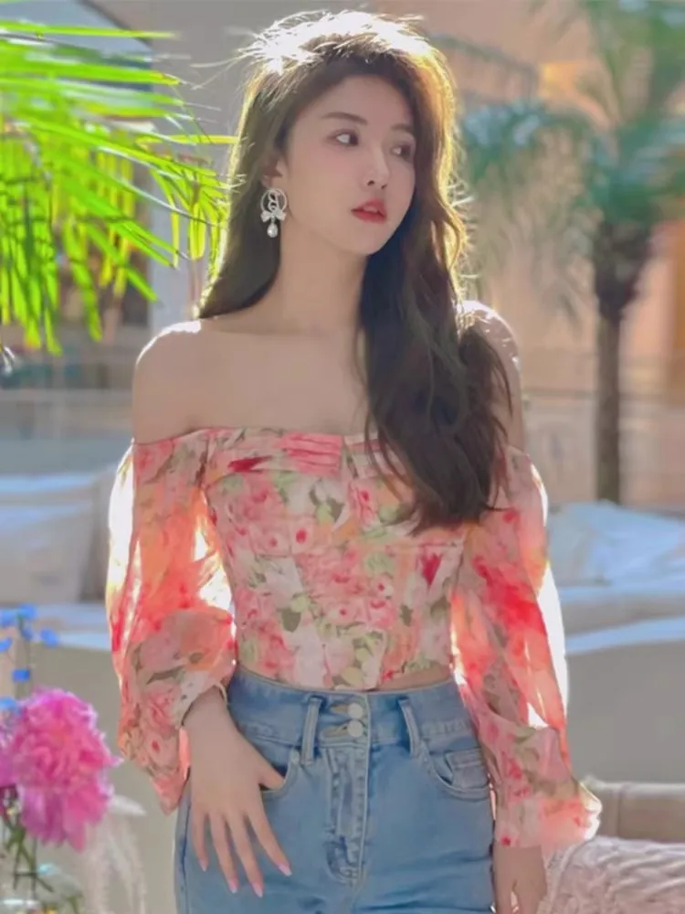 

Элегантная женская шифоновая блузка с цветочным принтом, летняя модная модель с открытыми плечами, из полиэфирного волокна, с длинным рукавом, дышащая, укороченная